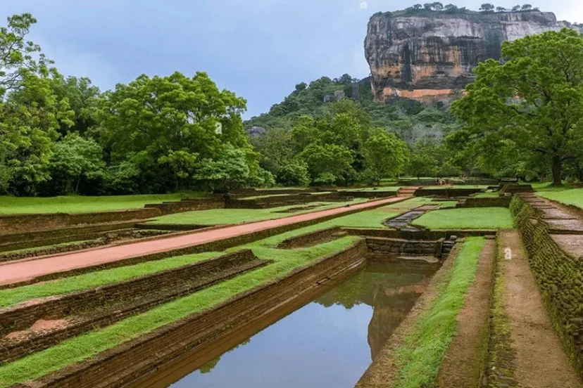 Kandy Views & Tea, Expressway to Bentota 